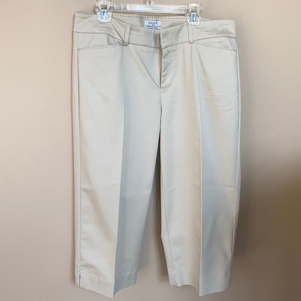 Dockers ladies cropped pants